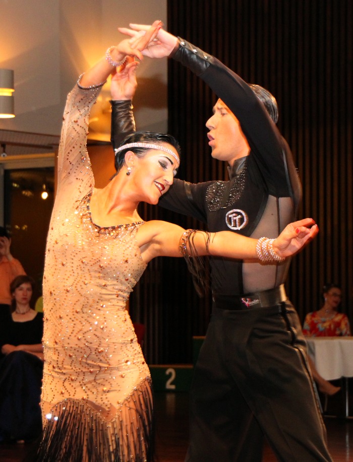 2014 04 26 Ball Auftritt Latein 2